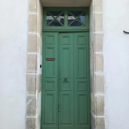 A Louer Centre-ville Δωμάτια σε οικογενειακή κατοικία Λε Μανς