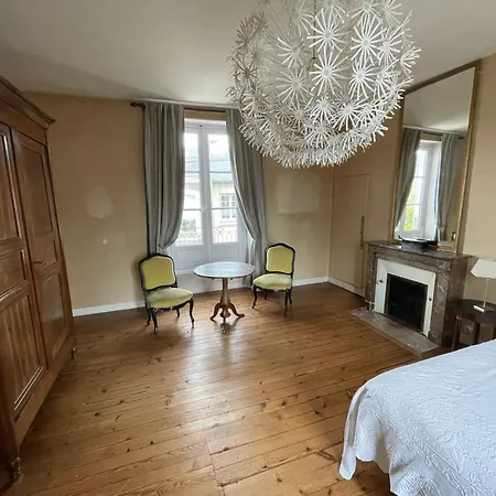 A Louer Centre-ville Δωμάτια σε οικογενειακή κατοικία Λε Μανς